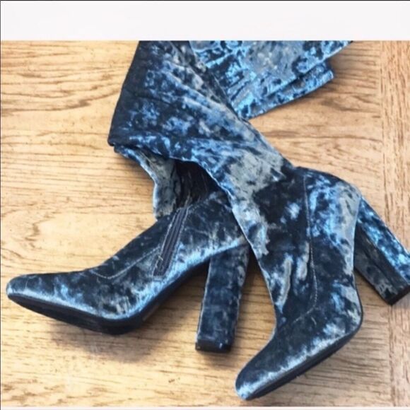 COPY - PENNY LOVES KENNY OVER KNEE VELVET BOOTS. … - Picture 4 of 8